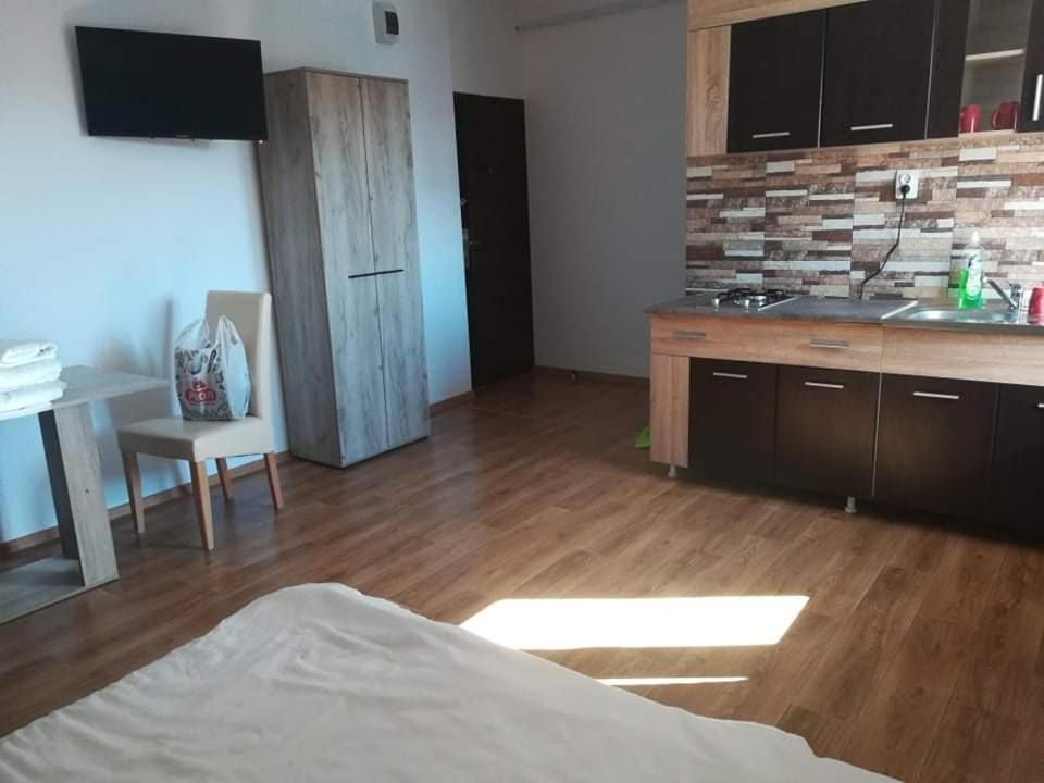 Casa Aurora Hotell Turda Exteriör bild